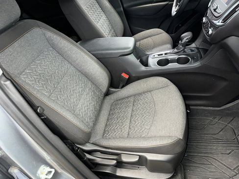 Certified 2024 Chevrolet Equinox LT w/ LPO, Floor Liner Package image 32