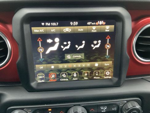 Used 2021 Jeep Gladiator Rubicon image 36