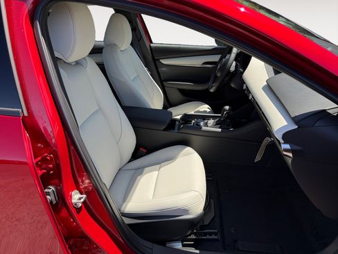 New 2026 MAZDA MAZDA3 2.5 Turbo Sedan w/Premium Plus AWD/4WD image 19