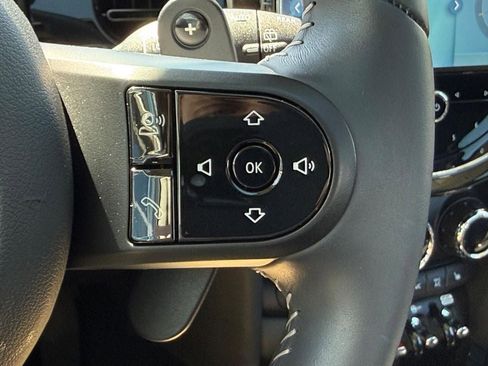 Used 2024 MINI Cooper S FWD image 17