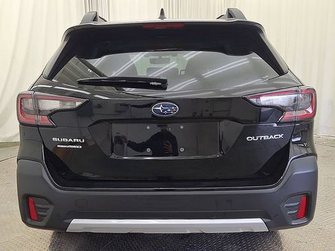 Used 2022 Subaru Outback Limited image 2