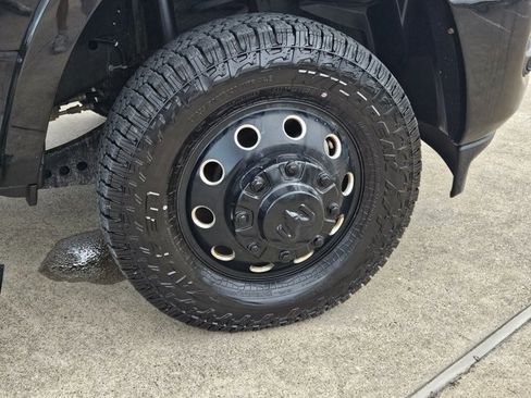 Used 2020 RAM 3500 Laramie image 24