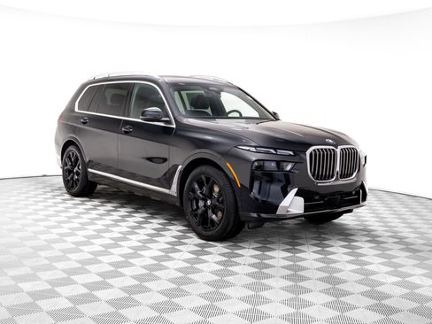 New 2026 BMW X7 xDrive40i image 7