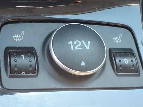 Used 2013 Ford Escape Titanium w/ Parking Technology Pkg FWD image 9