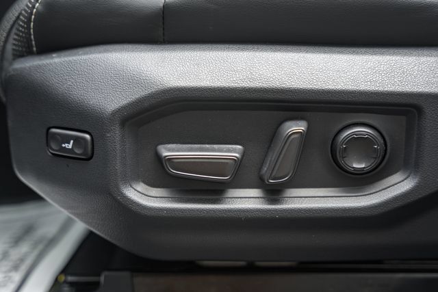 Used 2024 Toyota Tundra Capstone AWD/4WD image 8