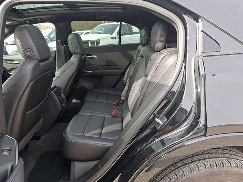 Used 2024 Cadillac XT4 Sport image 22