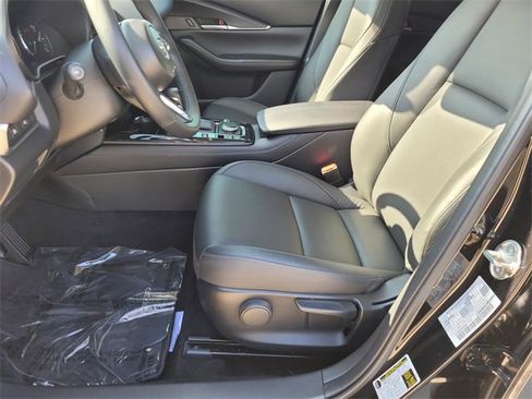 Certified 2025 MAZDA CX-30 AWD 2.5 S w/ Select Sport Pkg image 17