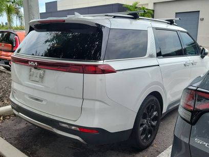 Used 2023 Kia Carnival SX