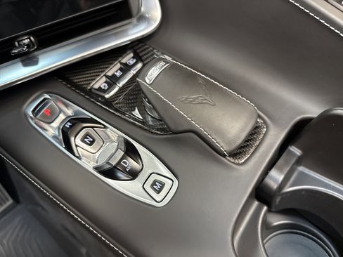 Used 2023 Chevrolet Corvette Stingray Premium Conv w/ Z51 Performance Package image 24