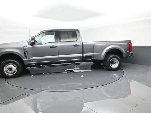 Used 2024 Ford F350 XLT AWD/4WD image 5