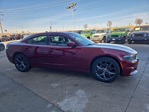Used 2017 Dodge Charger SXT w/ Rallye Group image 13