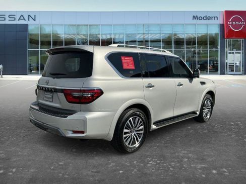 Certified 2024 Nissan Armada SL AWD/4WD image 4