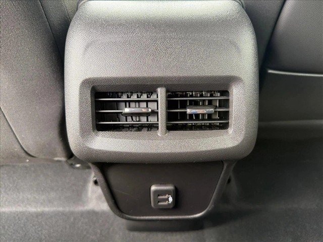 Certified 2024 GMC Terrain SLE w/ Driver Convenience Package AWD/4WD image 17