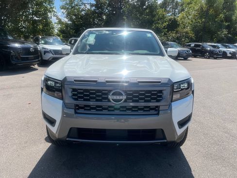 Certified 2026 Nissan Frontier SV w/ All-Weather Content Package AWD/4WD image 36