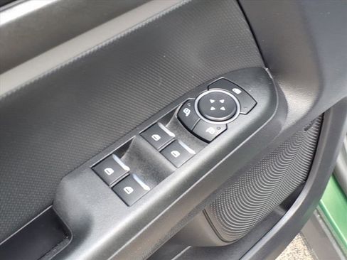 Used 2025 Ford Bronco Sport Badlands image 13