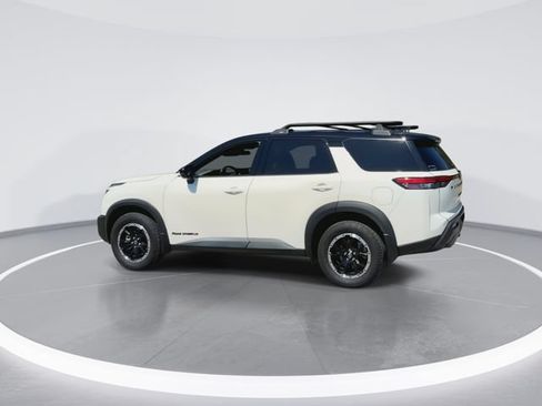 Used 2023 Nissan Pathfinder Rock Creek AWD/4WD image 8
