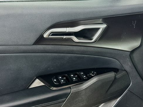 Used 2023 Kia Sportage EX AWD/4WD image 24