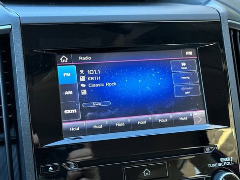 Used 2021 Subaru Impreza 2.0i Premium image 16