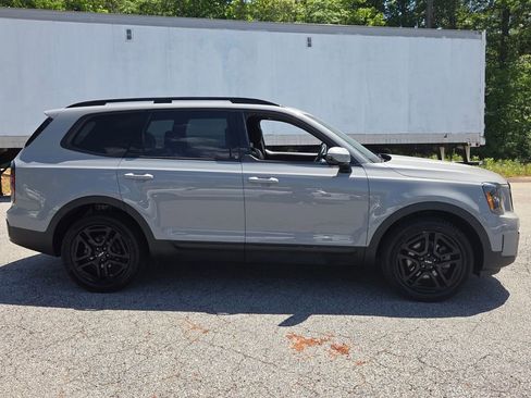 Used 2024 Kia Telluride AWD image 13