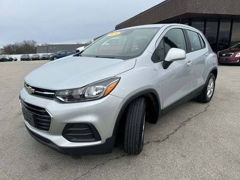 Used 2020 Chevrolet Trax LS image 4