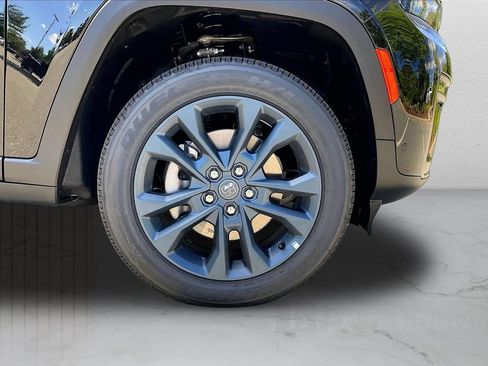 New 2026 Jeep Grand Cherokee L Limited AWD/4WD image 36