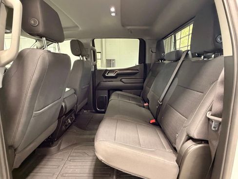 Used 2024 GMC Sierra 1500 SLE w/ Preferred Package image 20