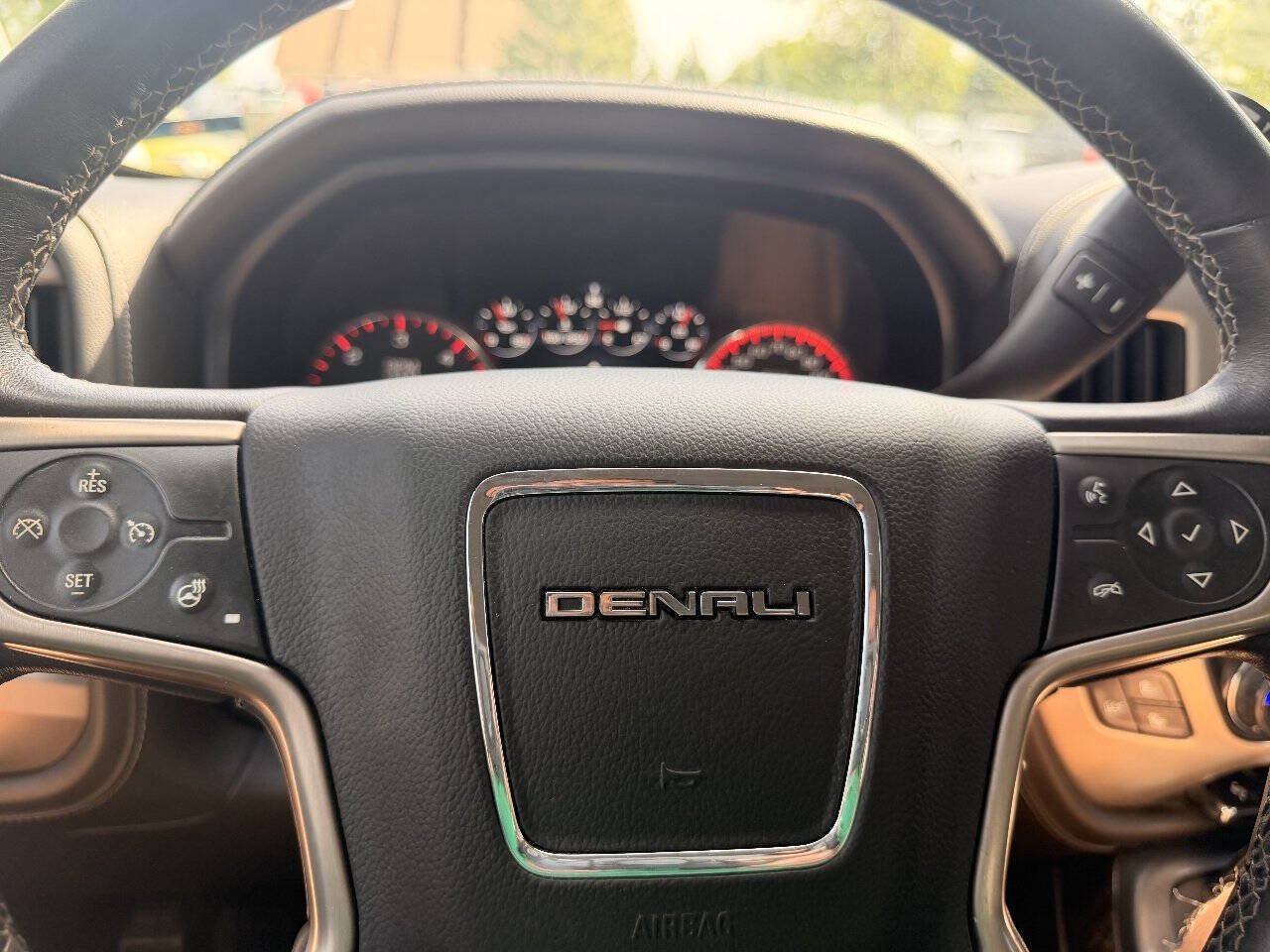Used 2015 GMC Sierra 1500 Denali AWD/4WD image 20
