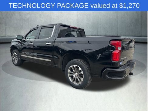 Used 2024 Chevrolet Silverado 1500 High Country w/ Technology Package image 4