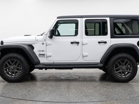 Used 2025 Jeep Wrangler Unlimited Sport AWD/4WD image 5