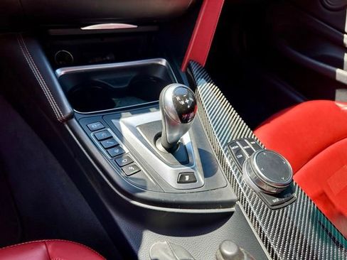 Used 2018 BMW M4 Coupe RWD image 30