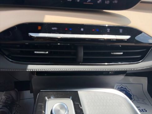 New 2026 Buick Enclave Preferred w/ Power Package AWD/4WD image 23
