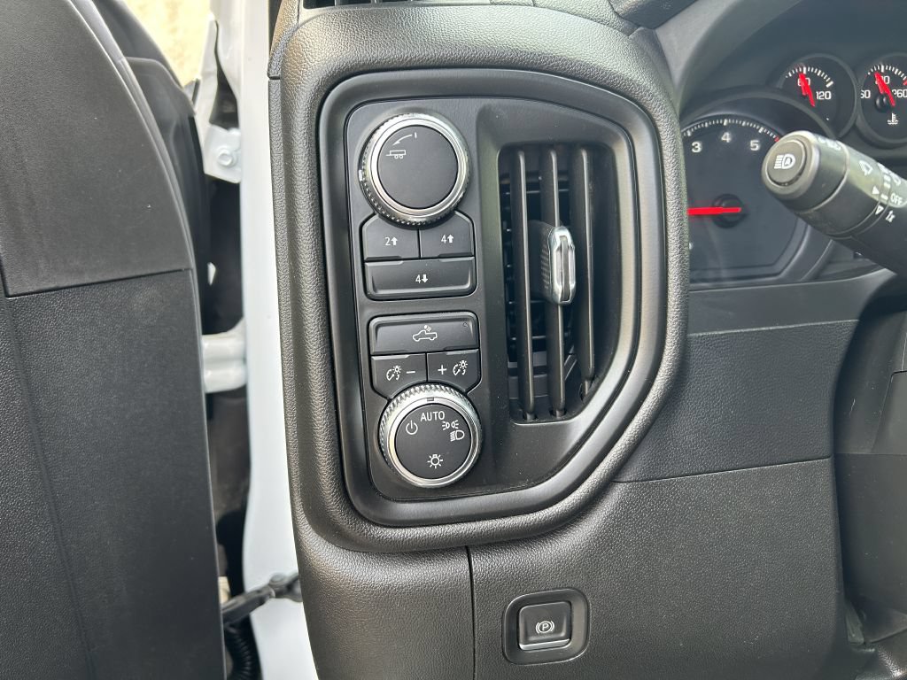 Used 2024 GMC Sierra 2500 Pro w/ Convenience Package AWD/4WD image 8