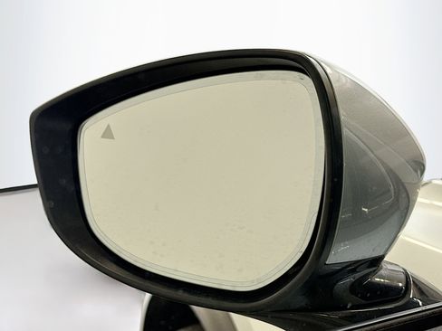 Used 2025 MAZDA CX-90 3.3 Turbo w/ Premium Plus Pkg image 16