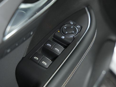 Used 2025 Buick Envision Sport Touring image 25