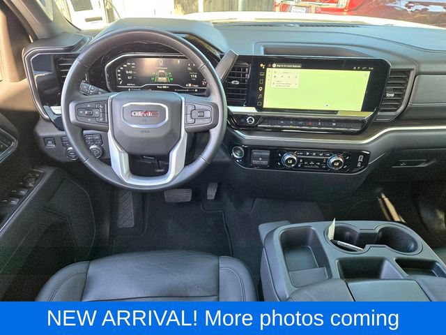 Used 2025 GMC Sierra 1500 SLT AWD/4WD image 15