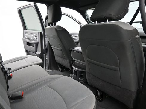 Used 2023 RAM 2500 Big Horn w/ Level 1 Equipment Group image 18