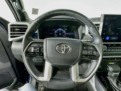 Used 2023 Toyota Tundra Platinum AWD/4WD image 12