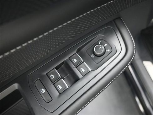 New 2026 Volkswagen Atlas Cross Sport SEL Premium R-Line image 13