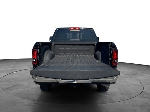 Used 2025 RAM 2500 Tradesman AWD/4WD image 23