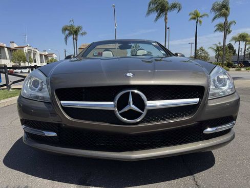 Used 2016 Mercedes-Benz SLK 300 w/ Premium 1 Package image 13