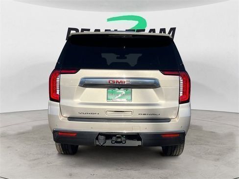 Used 2022 GMC Yukon Denali image 7
