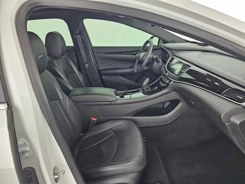 Used 2019 Buick LaCrosse Avenir w/ Driver Confidence Package II image 10