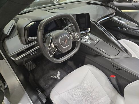 Used 2020 Chevrolet Corvette Stingray Premium Conv w/ 3LT Preferred Equipment Group image 11