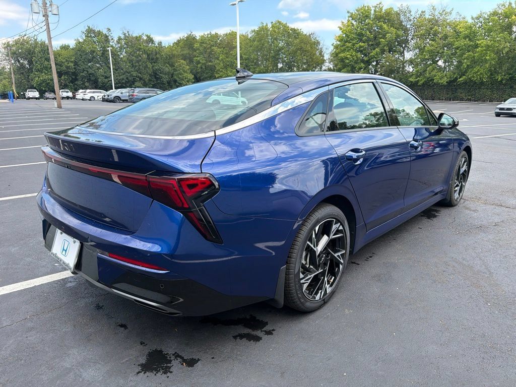 Used 2025 Kia K5 GT-Line w/ GT-Line Premium Package FWD image 5