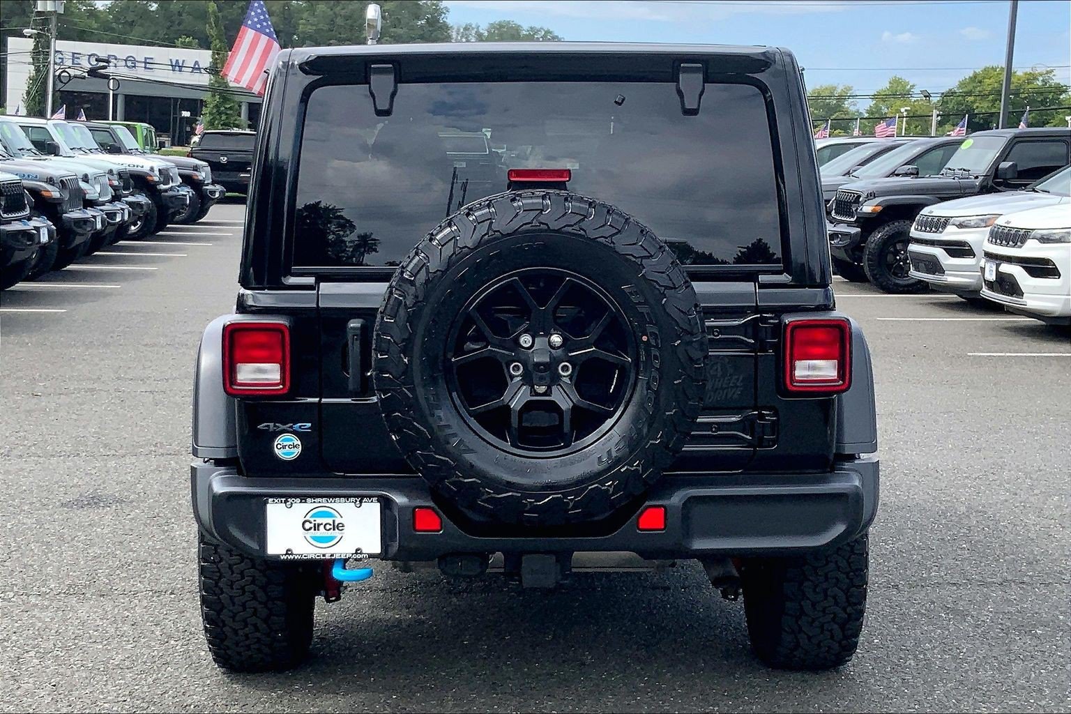Certified 2024 Jeep Wrangler Unlimited AWD/4WD image 4