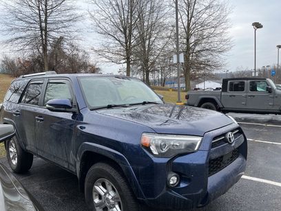 Used 2021 Toyota 4Runner SR5 Premium w/ Moonroof Package