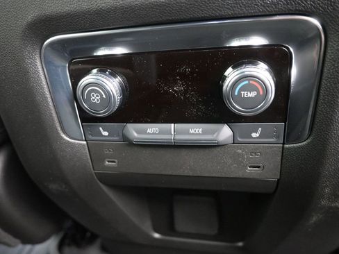 New 2026 GMC Yukon XL Elevation image 9