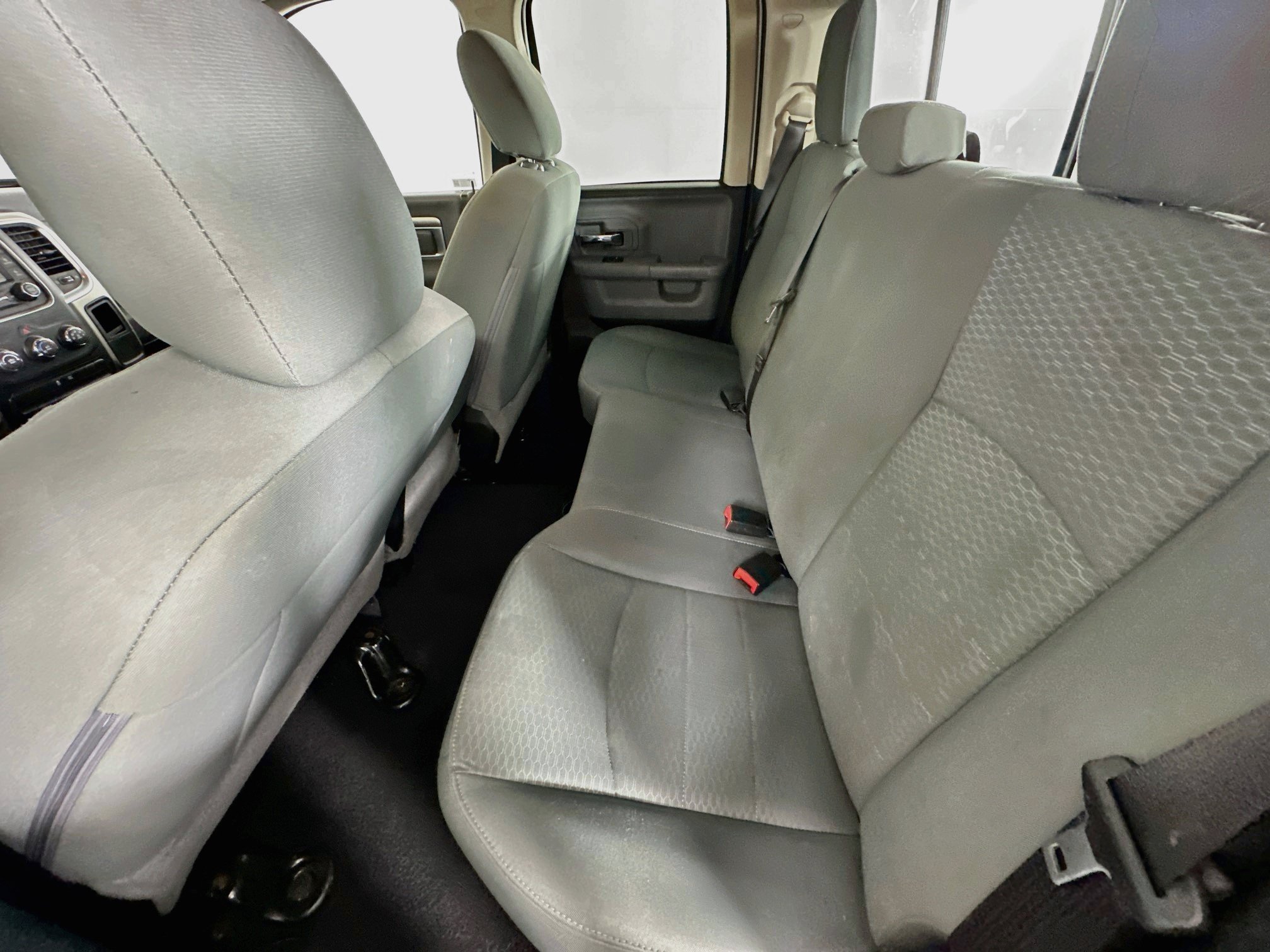Used 2018 RAM 1500 Classic SLT RWD image 25