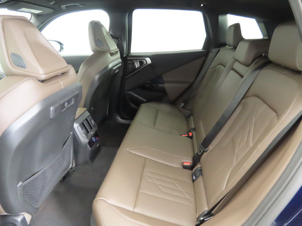 Used 2026 BMW X3 xDrive30i w/ Premium Package AWD/4WD image 21