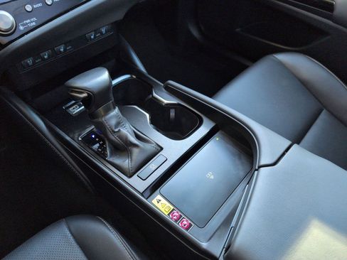 Certified 2023 Lexus ES 350 w/ Premium Package image 14